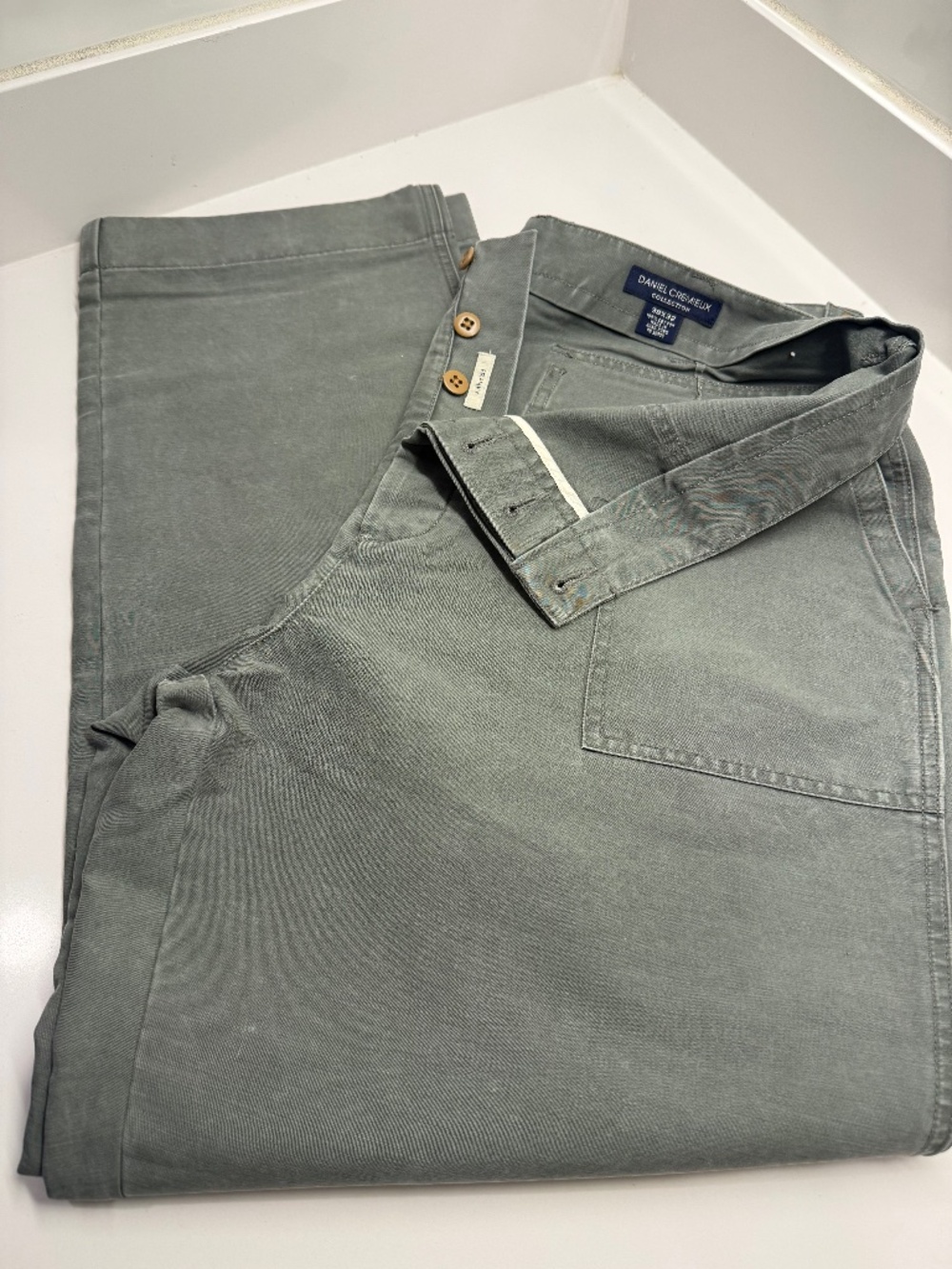 Daniel CREMIEUX Collection casual straight leg pants 38/32. NEW